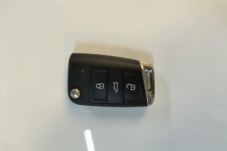 Used Volkswagen Golf 2018 1.6L Automatic Comfort Model Interior 1