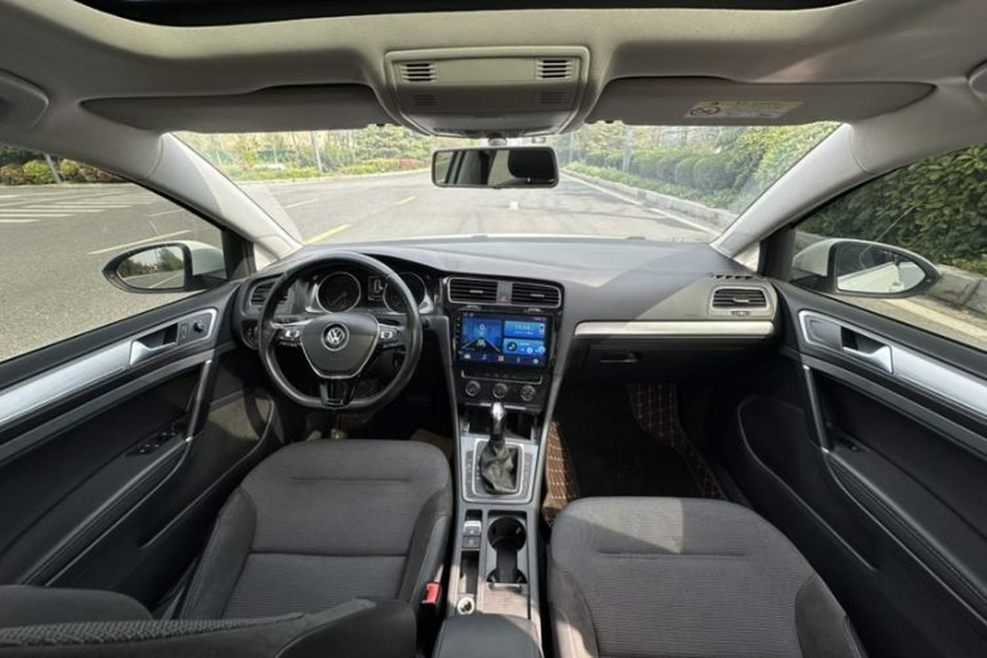 Used Volkswagen Golf 2018 230TSI Automatic Comfort Model Interior 3