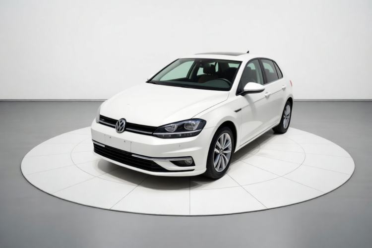Volkswagen Golf 2018 1.6L Automatic Comfort Model usado Guazi used car, China used car export, Used car for sale, Used cars, Cheapest cars for sale