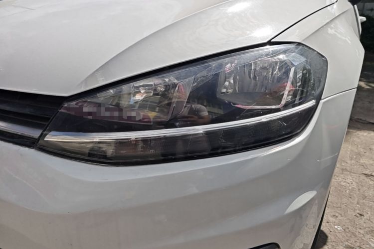 Used Volkswagen Golf 2018 230TSI Automatic Luxury Version Left Front Headlight