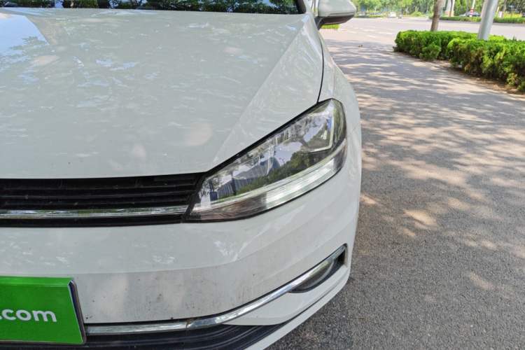 Used Volkswagen Golf 2018 1.6L Automatic Comfort Model Left Front Headlight