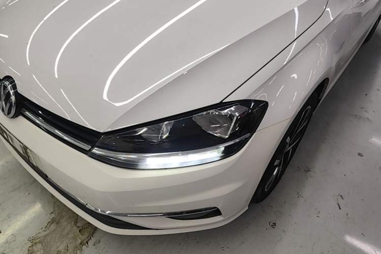 Used Volkswagen Golf 2018 230TSI Automatic Luxury Version Left Front Headlight