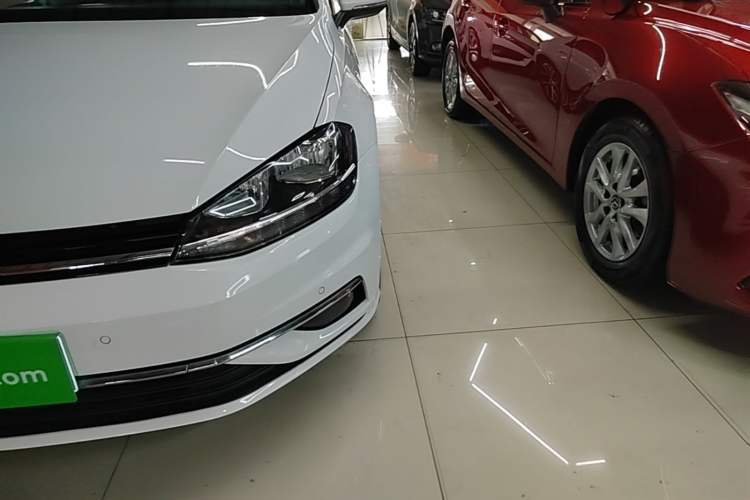 Used Volkswagen Golf 2018 230TSI Automatic Luxury Version Left Front Headlight