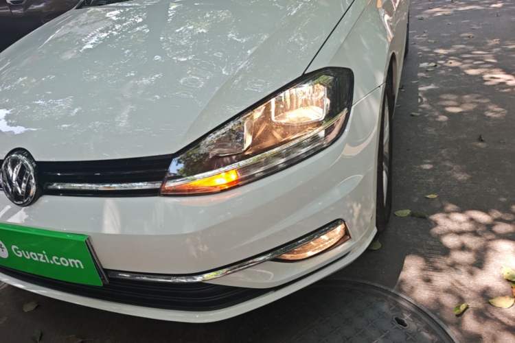 Used Volkswagen Golf 2018 230TSI Automatic Comfort Model Left Front Headlight