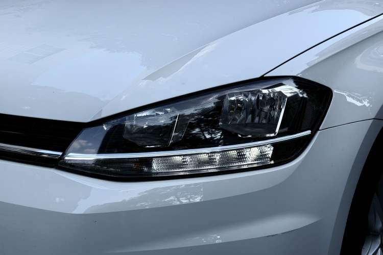 Used Volkswagen Golf 2018 1.6L Automatic Comfort Model Left Front Headlight