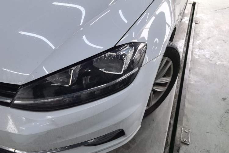 Used Volkswagen Golf 2018 1.6L Automatic Comfort Model Left Front Headlight