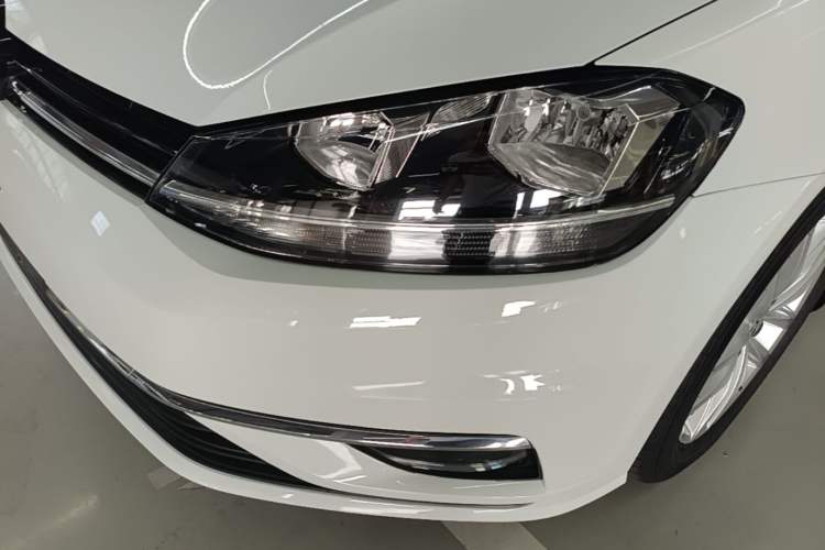 Used Volkswagen Golf 2018 1.6L Automatic Comfort Model Left Front Headlight