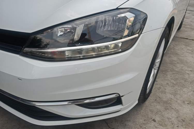 Used Volkswagen Golf 2018 230TSI Automatic Comfort Model Left Front Headlight