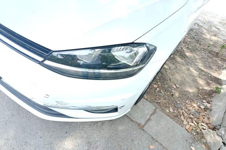 Used Volkswagen Golf 2018 230TSI Automatic Comfort Model Left Front Headlight