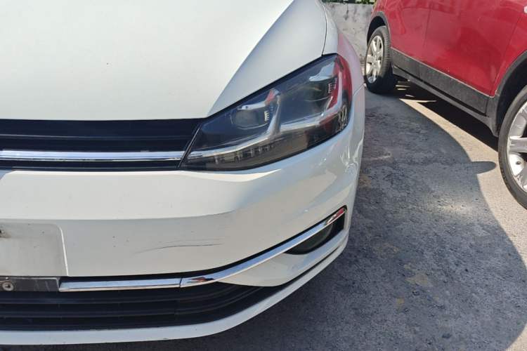 Used Volkswagen Golf 2018 230TSI Automatic Luxury Version Left Front Headlight