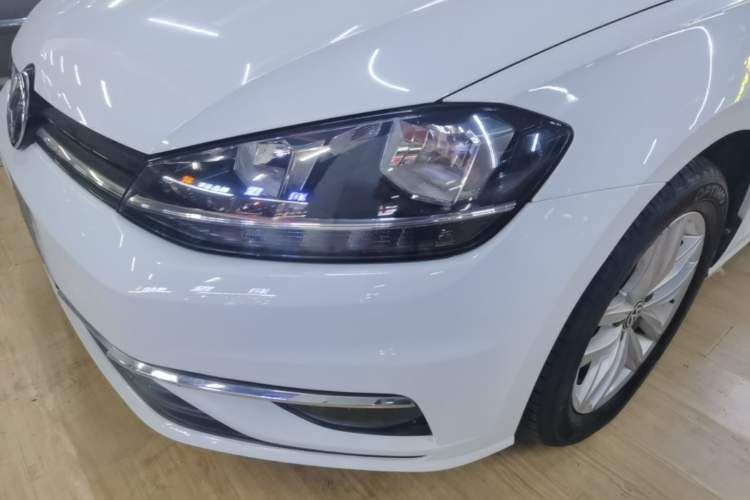 Used Volkswagen Golf 2018 230TSI Automatic Comfort Model Left Front Headlight