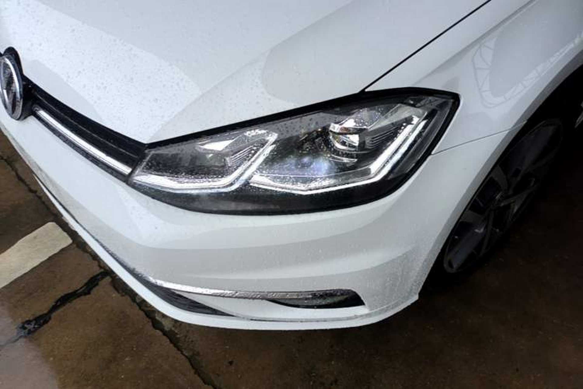 Used Volkswagen Golf 2018 230TSI Automatic Luxury Version Left Front Headlight