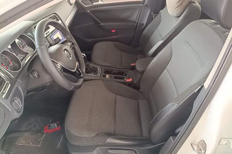 Used Volkswagen Golf 2018 230TSI Automatic Comfort Model Left Front Seat
