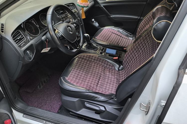Used Volkswagen Golf 2018 1.6L Automatic Comfort Model Left Front Seat