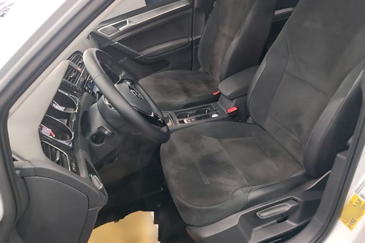 Used Volkswagen Golf 2018 230TSI Automatic Comfort Model Left Front Seat