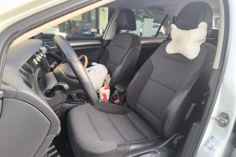 Used Volkswagen Golf 2018 230TSI Automatic Comfort Model Left Front Seat