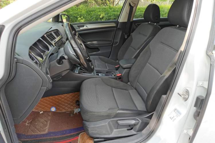 Used Volkswagen Golf 2018 1.6L Automatic Comfort Model Left Front Seat