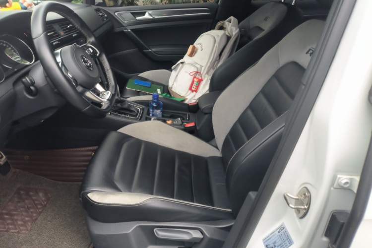 Used Volkswagen Golf 2018 280TSI Automatic R-Line Model Left Front Seat