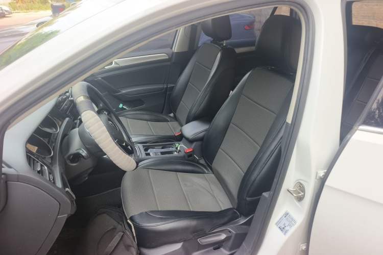Used Volkswagen Golf 2018 230TSI Automatic Comfort Model Left Front Seat