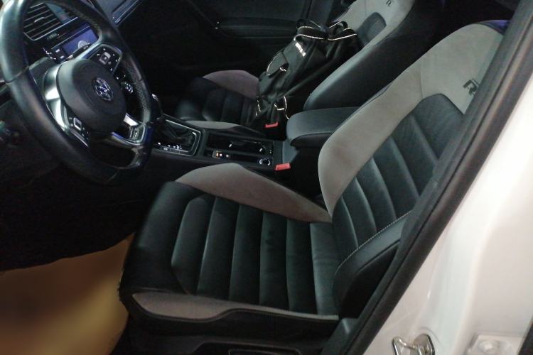 Used Volkswagen Golf 2018 280TSI Automatic R-Line Model Left Front Seat
