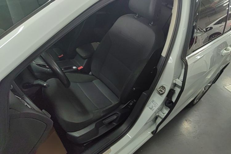 Used Volkswagen Golf 2018 230TSI Automatic Comfort Model Left Front Seat