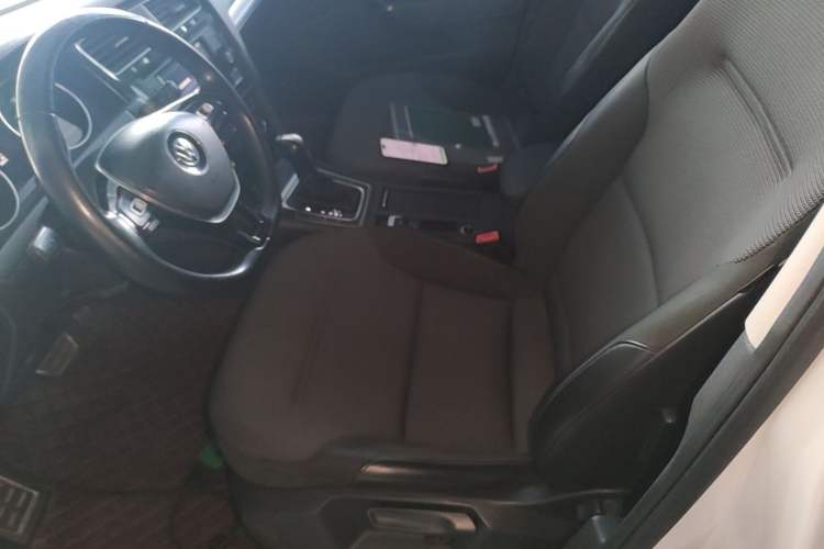 Used Volkswagen Golf 2018 230TSI Automatic Comfort Model Left Front Seat