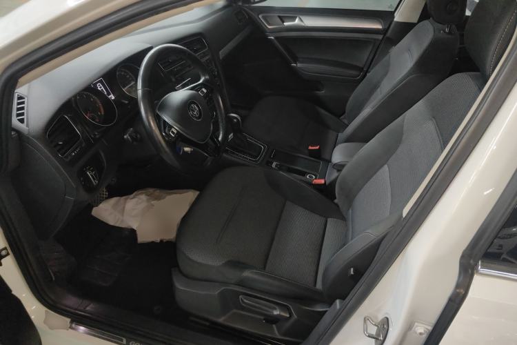 Used Volkswagen Golf 2018 230TSI Automatic Comfort Model Left Front Seat