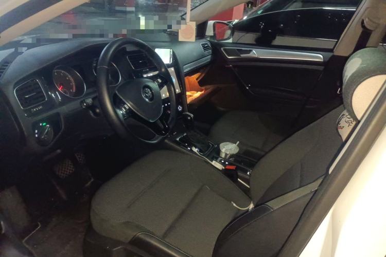 Used Volkswagen Golf 2018 230TSI Automatic Comfort Model Left Front Seat
