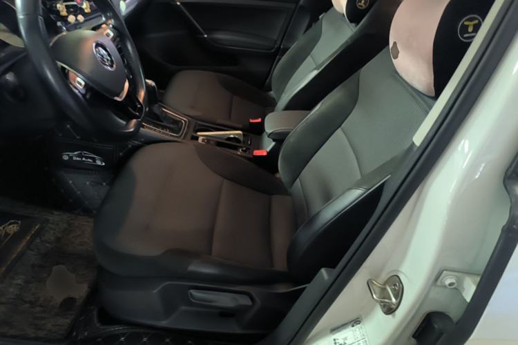 Used Volkswagen Golf 2018 230TSI Automatic Comfort Model Left Front Seat