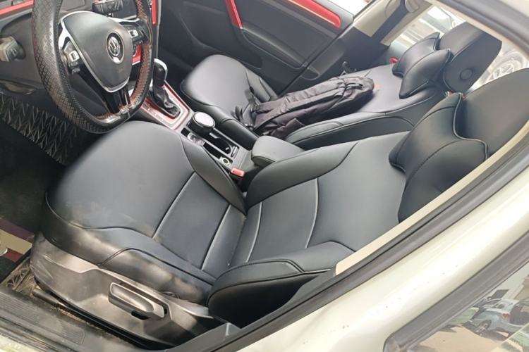Used Volkswagen Golf 2018 230TSI Automatic Comfort Model Left Front Seat