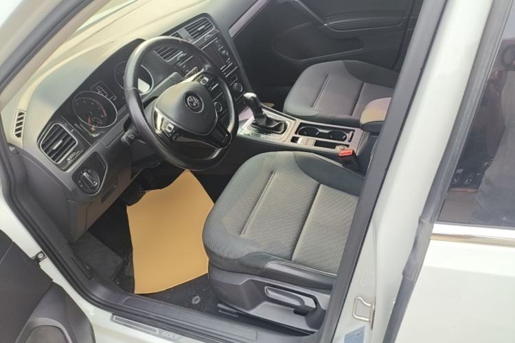 Used Volkswagen Golf 2018 230TSI Automatic Comfort Model Left Front Seat