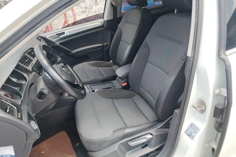 Used Volkswagen Golf 2018 1.6L Automatic Comfort Model Left Front Seat