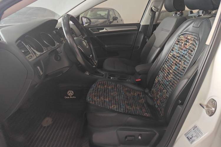 Used Volkswagen Golf 2018 230TSI Automatic Comfort Model Left Front Seat