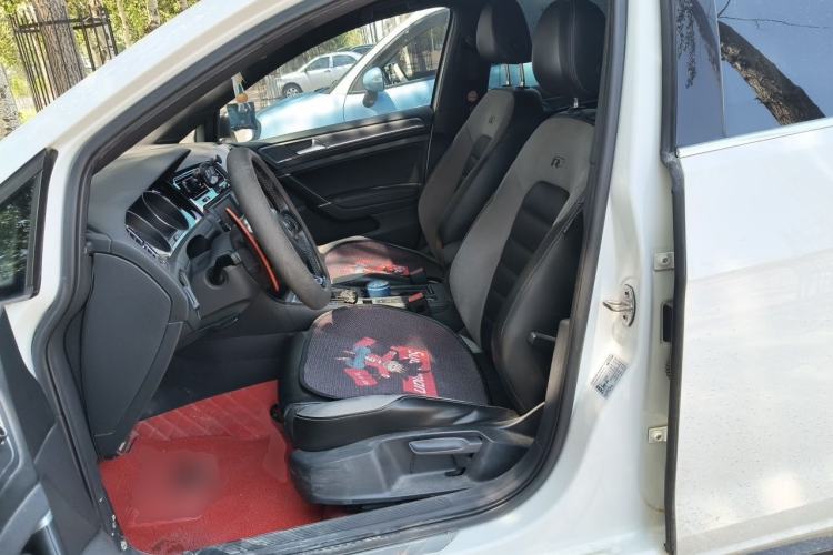 Used Volkswagen Golf 2018 280TSI Automatic R-Line Model Left Front Seat