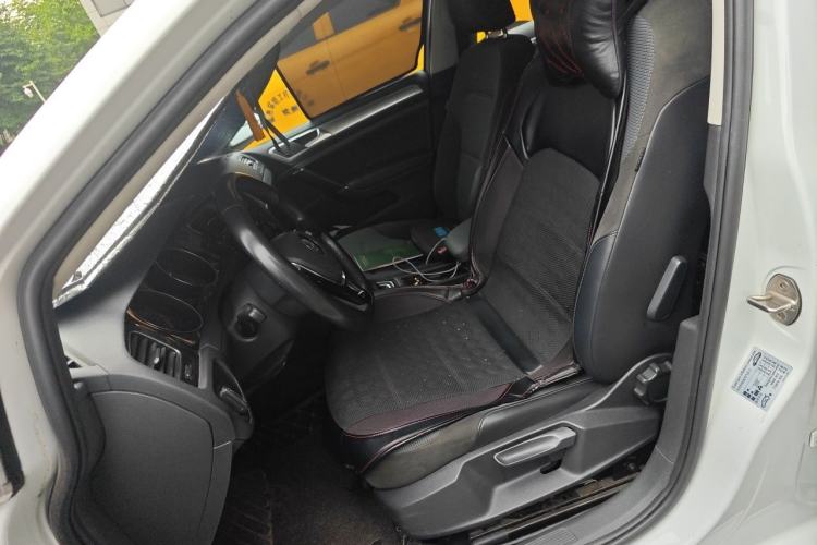Used Volkswagen Golf 2018 1.6L Automatic Comfort Model Left Front Seat