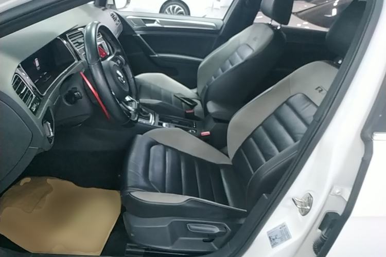 Used Volkswagen Golf 2018 280TSI Automatic R-Line Model Left Front Seat