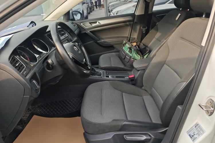Used Volkswagen Golf 2018 230TSI Automatic Comfort Model Left Front Seat