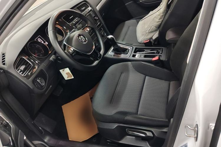 Used Volkswagen Golf 2018 1.6L Automatic Comfort Model Left Front Seat