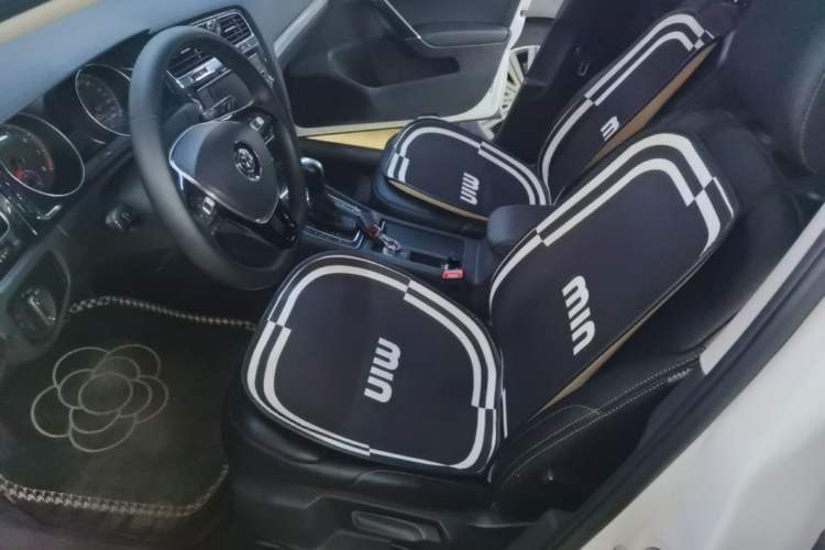 Used Volkswagen Golf 2018 230TSI Automatic Comfort Model Left Front Seat
