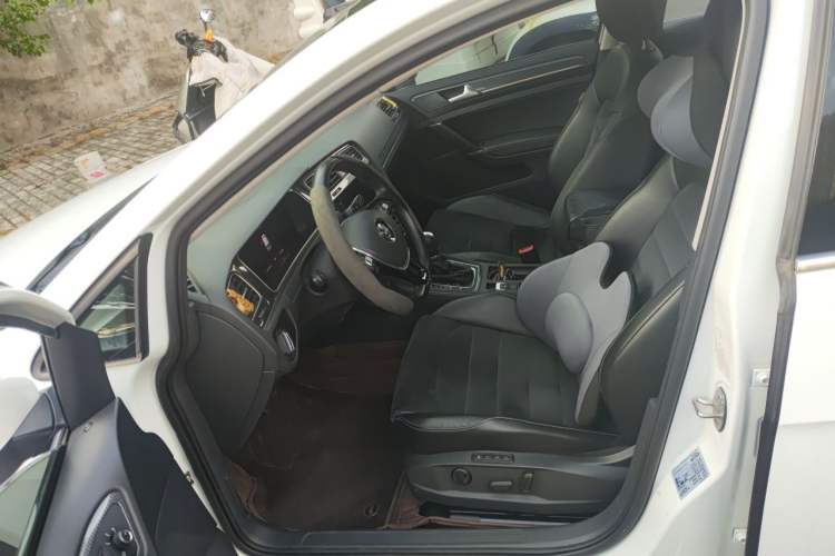 Used Volkswagen Golf 2018 280TSI Automatic Flagship Model Left Front Seat