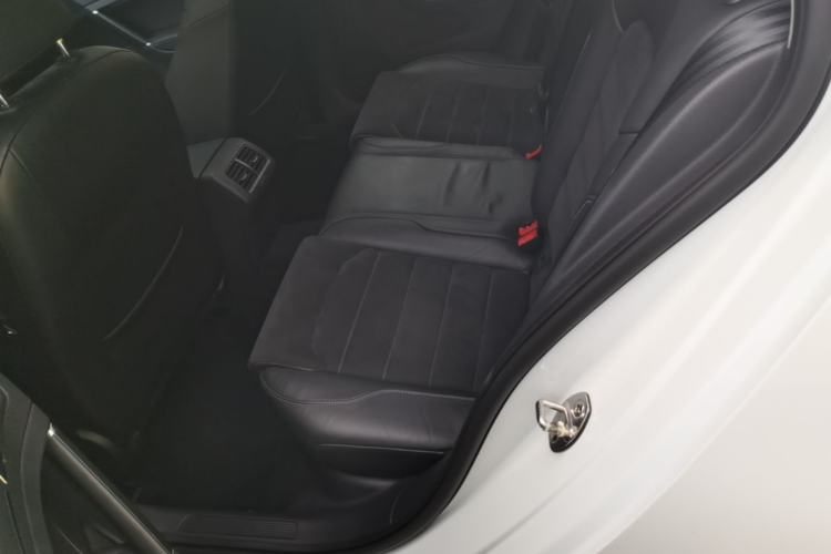 Used Volkswagen Golf 2018 230TSI Automatic Luxury Version Left Rear Seat