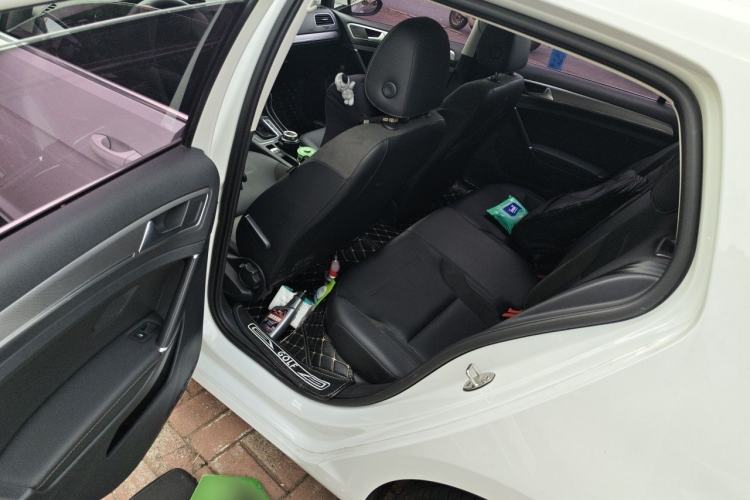 Used Volkswagen Golf 2018 1.6L Automatic Comfort Model Left Rear Seat