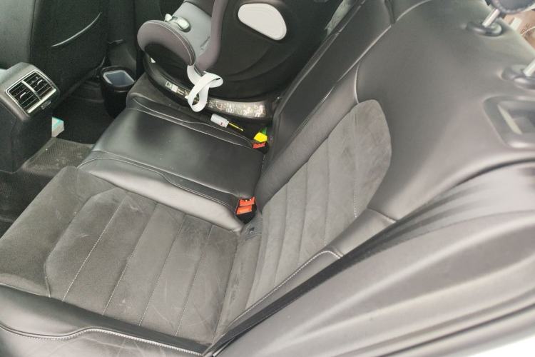 Used Volkswagen Golf 2018 230TSI Automatic Luxury Version Left Rear Seat