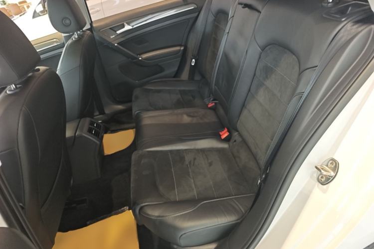 Used Volkswagen Golf 2018 230TSI Automatic Luxury Version Left Rear Seat