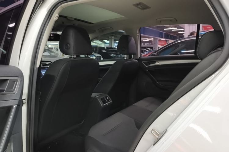 Used Volkswagen Golf 2018 1.6L Automatic Comfort Model Left Rear Seat