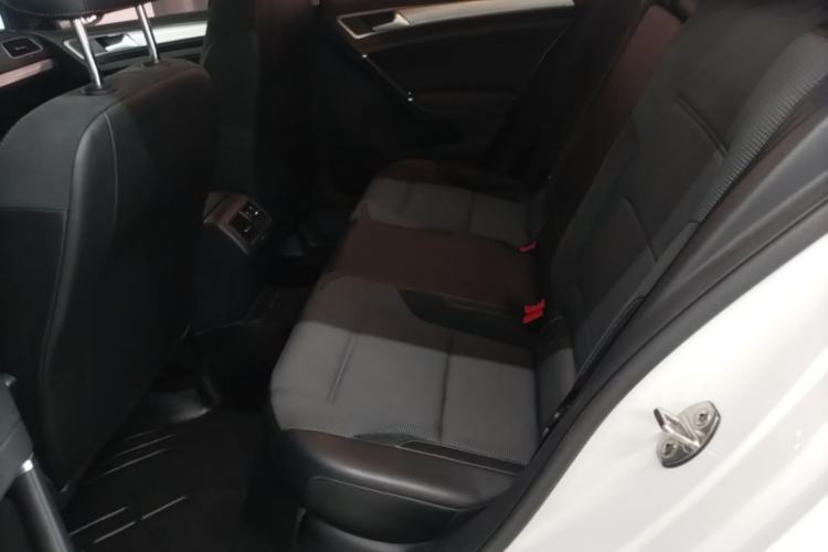 Used Volkswagen Golf 2018 1.6L Automatic Comfort Model Left Rear Seat