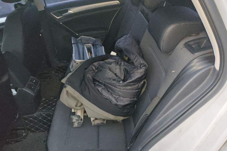 Used Volkswagen Golf 2018 1.6L Automatic Comfort Model Left Rear Seat