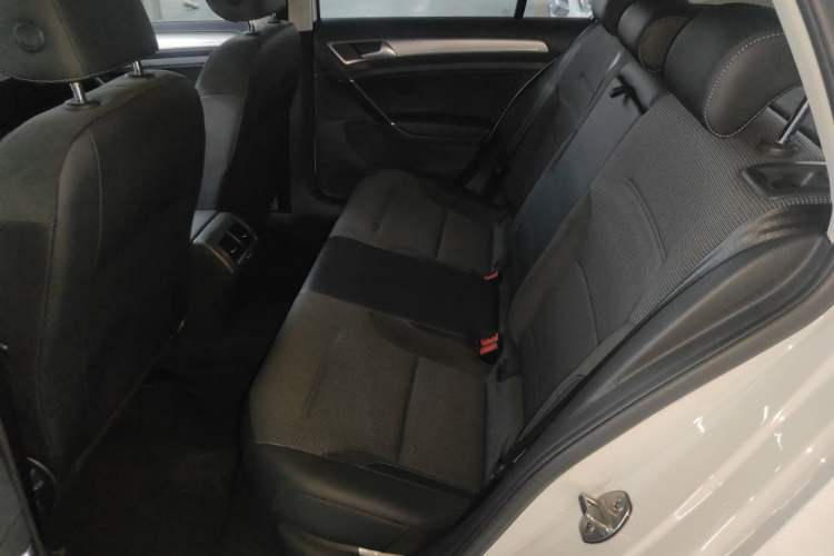 Used Volkswagen Golf 2018 230TSI Automatic Comfort Model Left Rear Seat
