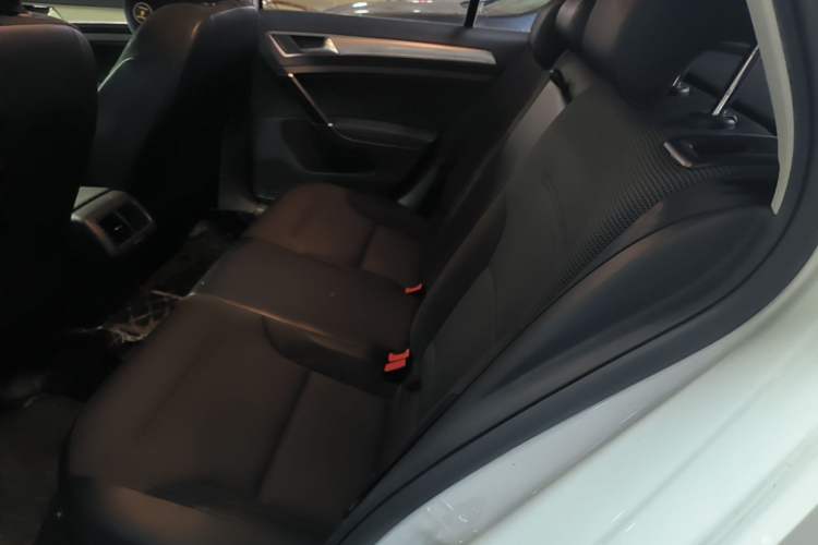 Used Volkswagen Golf 2018 230TSI Automatic Comfort Model Left Rear Seat