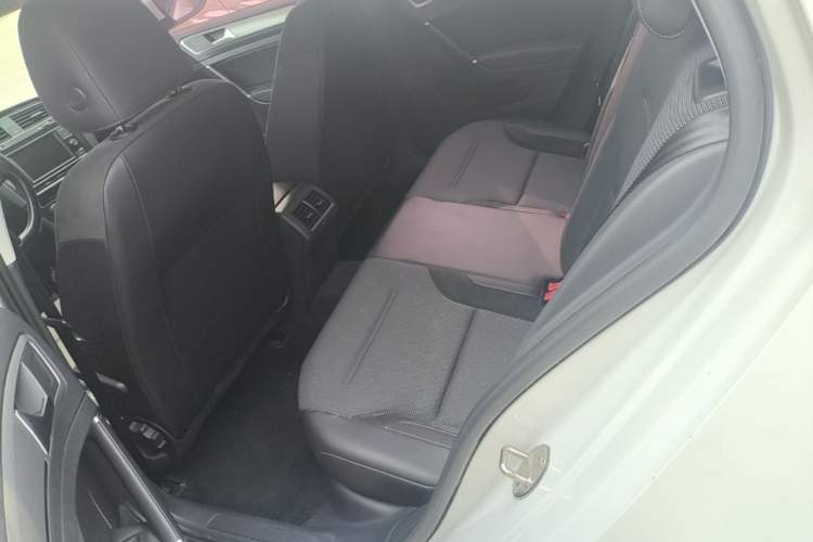 Used Volkswagen Golf 2018 230TSI Automatic Comfort Model Left Rear Seat